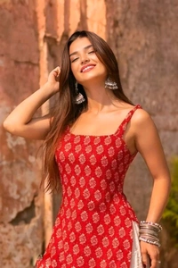 SLEEVELSS KURTI RAYON FOR WOMENS AND GIRLS