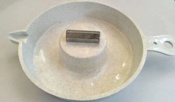 Coconut Breaker Machine Tool Stainless Steel with Stainless Steel Blade Bowl Design