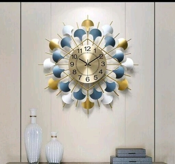 Hanging Metal Decorative Wall clock/Antique Shaped Wall Clock for Home Decor LIVING Room /Bedroom/ Hôtel (Multicolor) - 24 inch