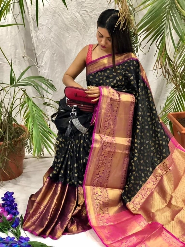 Pure Handloom Kanchipuram katan Soft Silk Saree with antique zari Rich Contrast Pallu Heavy work with Blouse - Black