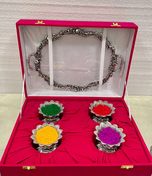 Handcrafted SILVER Metal tray With 4 Pcs Kamal Bowl Combo gifts hamper Holi / Home ceremony /Marriage with velvet box
