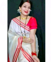 Tradational Red and White Kanjivaram Silk Saree for Bengali Garad Puja/ Wedding/ Durga Pooja with Running blouse - White, White And Red Border