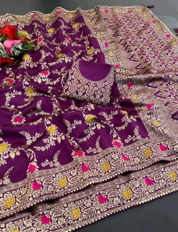 Latest Design Banarsi Silk Saree For Women With Unstiched Blouse - Purple, Botanical pattern Zari Woven