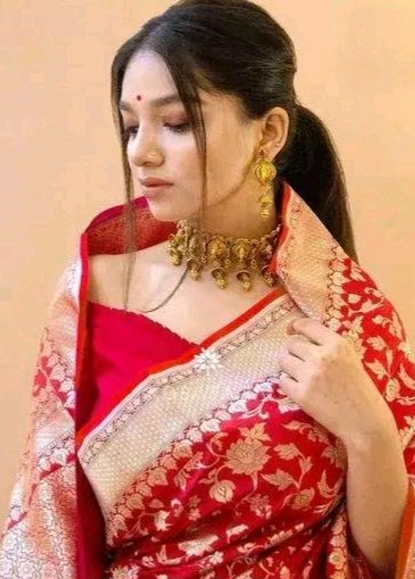 Gorgeous Red Banarsi Saree With Unstitched Blouse For Women - Red, Zari woves