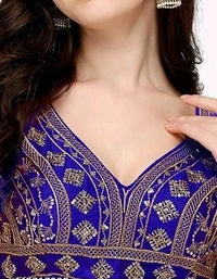 Deep V Cut Neck Slevlees  Embrodery  Readymade Padded  Blouse For Women - Blue