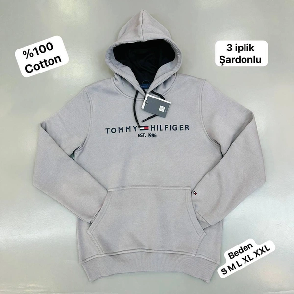 TOMMY NEVER UNDERESTIMATE THE POWER OF THE GREAT OUTFIT👕 - XL, Cyan Aqua