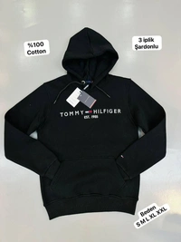 TOMMY NEVER UNDERESTIMATE THE POWER OF THE GREAT OUTFIT👕 - XL, Cyan Aqua