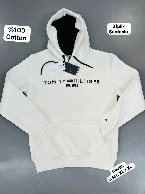 TOMMY NEVER UNDERESTIMATE THE POWER OF THE GREAT OUTFIT👕 - XL, Cyan Aqua