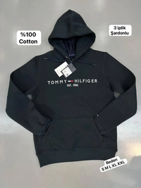 TOMMY NEVER UNDERESTIMATE THE POWER OF THE GREAT OUTFIT👕 - XL, Cyan Aqua