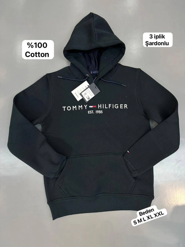 TOMMY NEVER UNDERESTIMATE THE POWER OF THE GREAT OUTFIT👕 - XL, Cyan Aqua