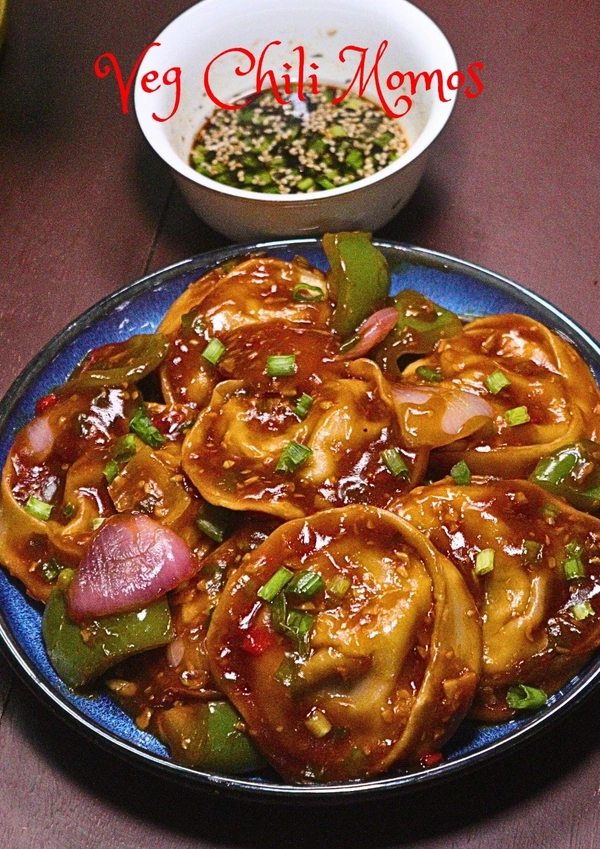 Veg chilli momos