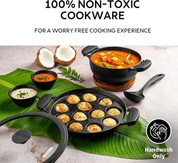 tramontina paniyarakkal with glass lid (cast iron) - 20cm