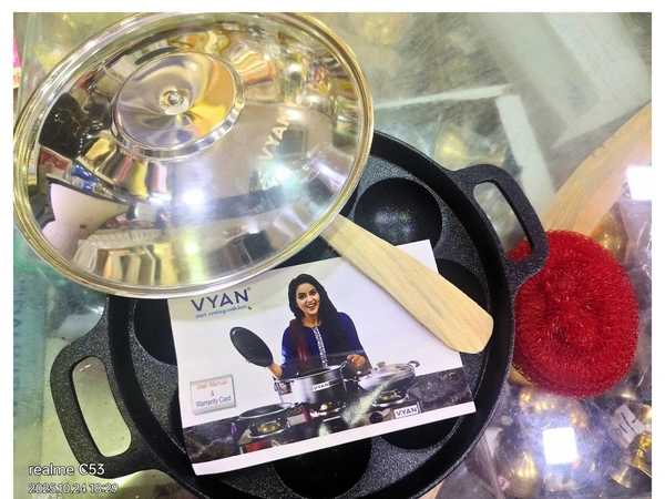 Vyan 9k Induction With SS Lid