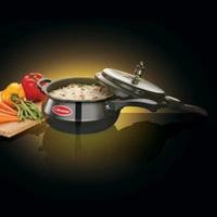 premier cucina trendy black handi pressure cooker with glass lid 1.5 ltr - 5.5