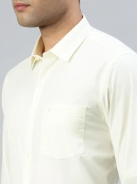 ramraj sammantham prestigious fit half sleeve cream colour shirt - size 46cm
