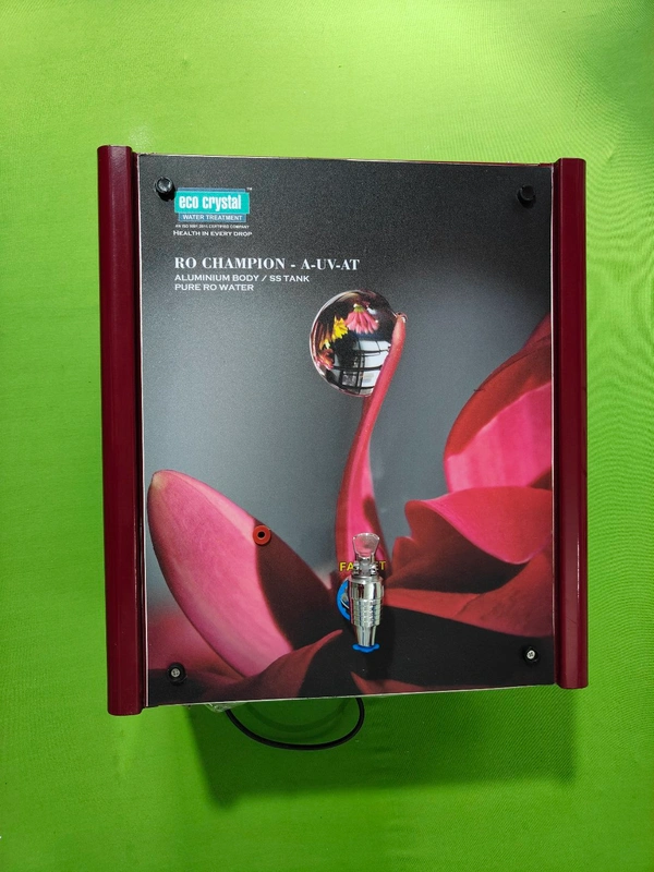 ECO CRYSTAL RO CHAMPION A UV AT - Stiletto, 41L x 32W x 45H Centimeters