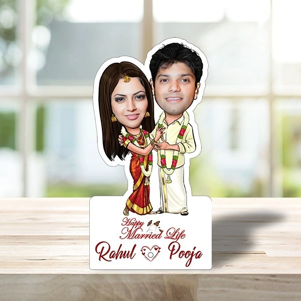 ACC12 - Couple with Garland - Caricature Cartoon Frames - Regular Price