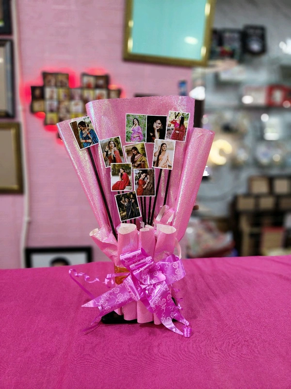 Bouquet with 10 Photos