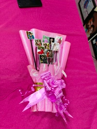 Bouquet with 10 Photos