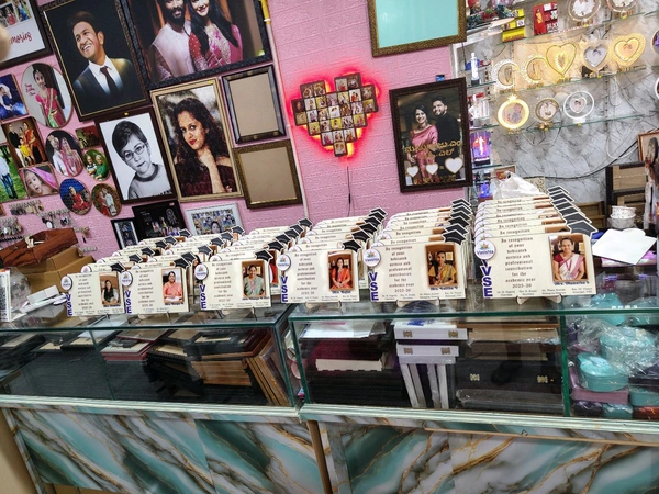 Personalized Academic Recognition Wooden Plaque with Photo & Logo - 50 Qty