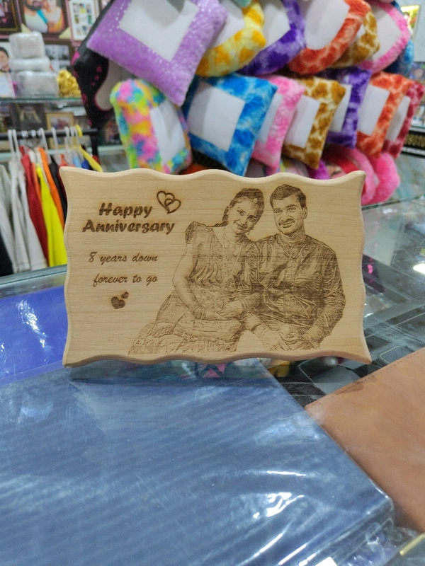 6x8" Inch Zigzag - Engraved Wooden Plaque - Member Price