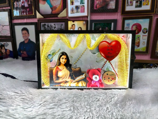 Girl with Golden Zari - Cutout Miniature LED BOX MAZ06 - A4 size - Member Price