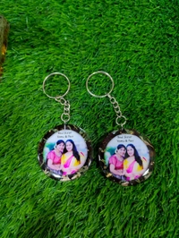 Hanging Heart Resin Frame - 10" inch - With 2 Keychains - Member Price