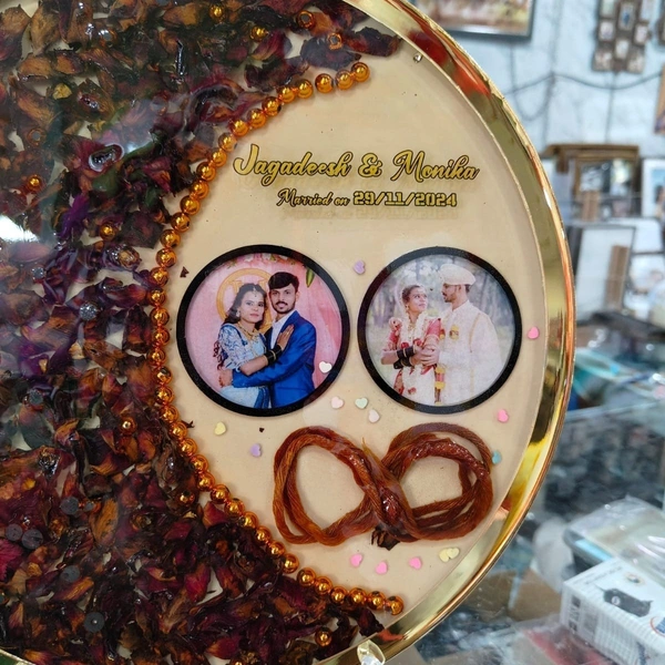 12" inch Wooden Base and Acrylic Round Resin Art Frame - Member Price