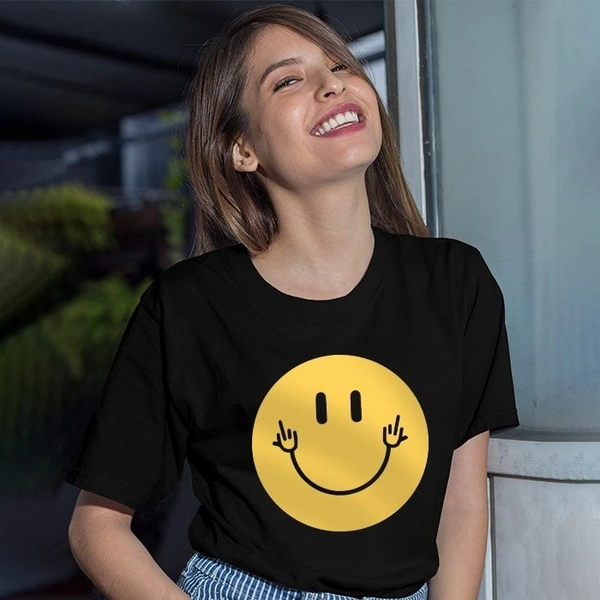 Smiley Print Graphic Tee - cotton blend, S