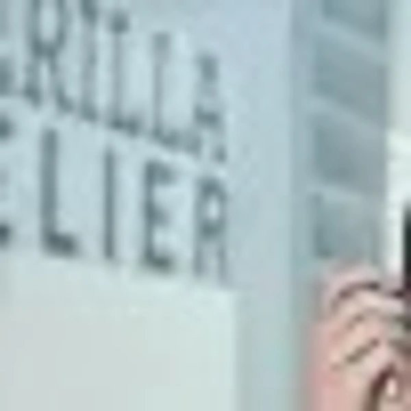 SONY Alpha ILCE-6100Y APS-C Mirrorless Camera with Dual Lens 16-50 mm & 55-210 mm Zoom Featuring Eye AF and 4K movie recording (Black) - Black, 24.2 MP