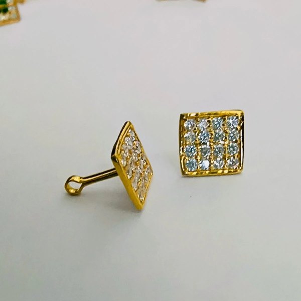 201 Gent’s Earring 16 Stone Square  - White