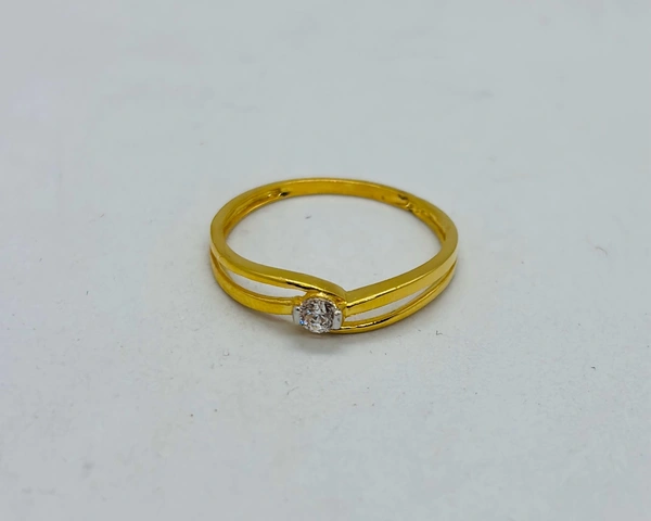 932 - 22K, 1.390 Gram 13.5 Number