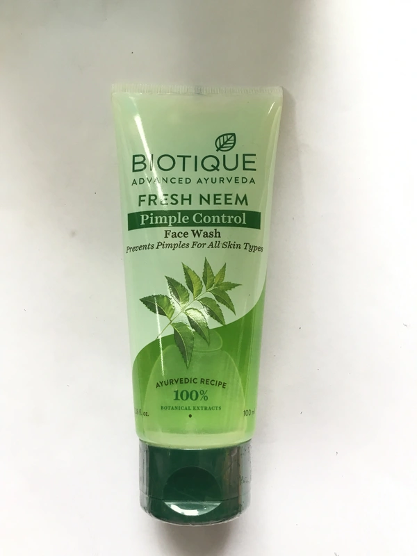 BIOTIQUE Fresh Neem Pimple Control Facewash