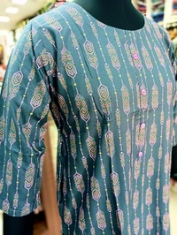 Kurti SK004 - Dove Gray, Medium