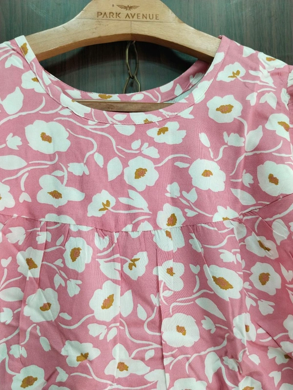 WNW1005 - Pink, Medium