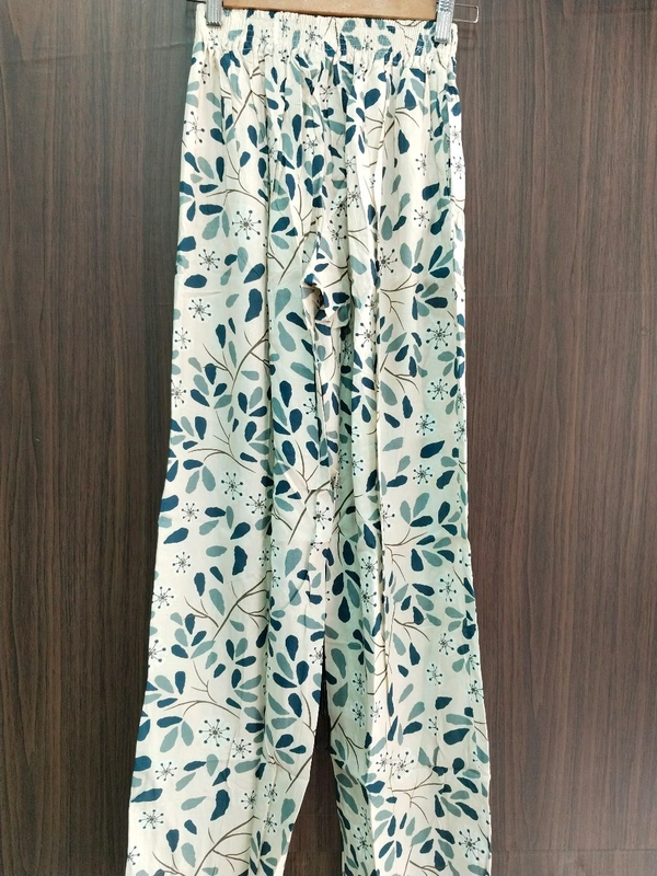 Womens Night Wear(Co-ord Set) - off white, Medium