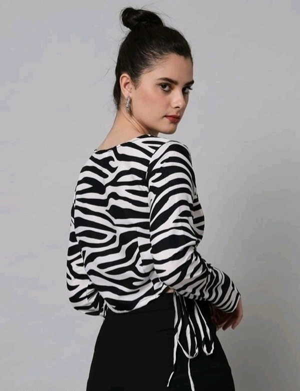 YSS Stylish Women Retro Zebra Top - black and white, Xl