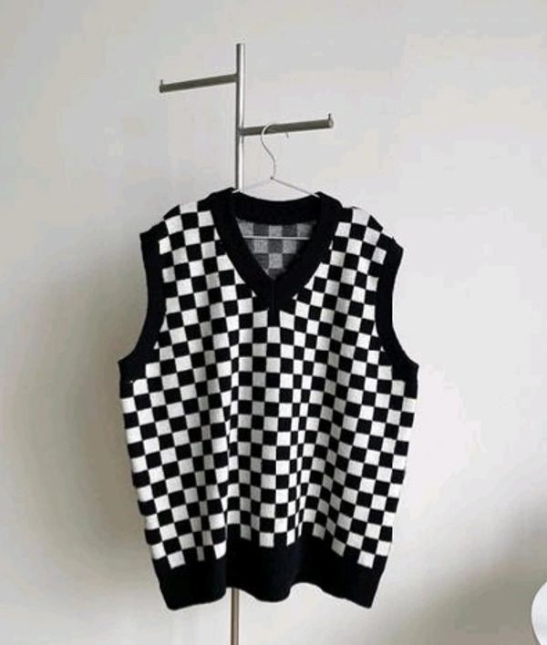 YSS Premium Quality Checkbox Vest Women Sweater - L, Black and White