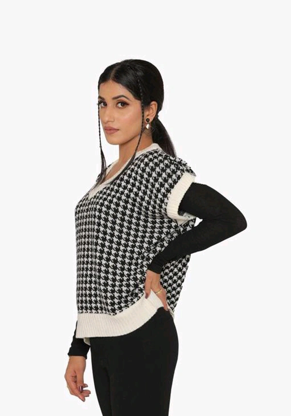 YSS Stylish Women Wool Sweater - Free Size, black and white