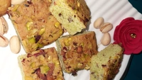 Rose Pistachio Cake - 500 Gms