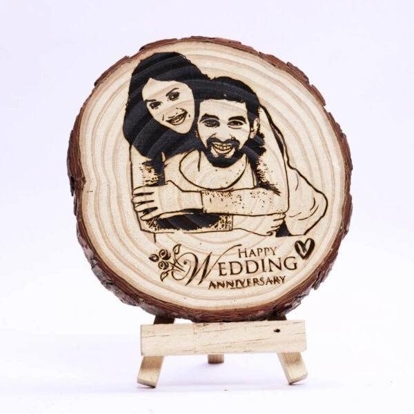 NATURAL WOOD ENGRAVED FRAME