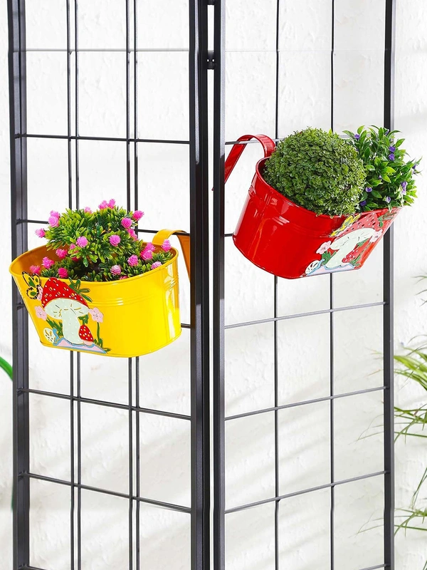 Set of two Mushroom Tub Yellow & Red