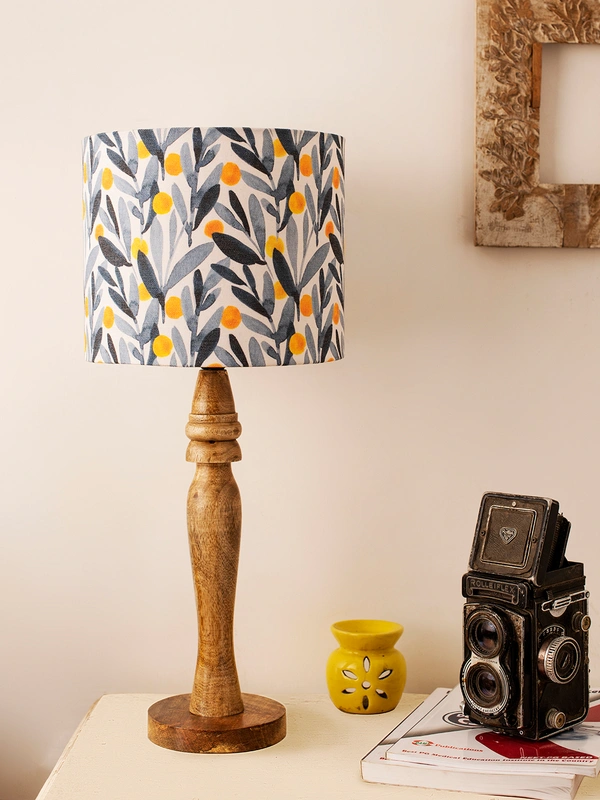 Wooden Leafy Print Lamp